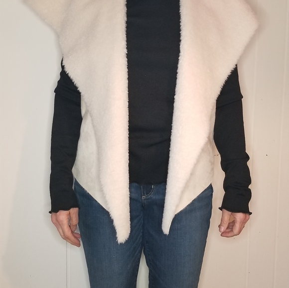 Fleece/sweater vest - Picture 3 of 6